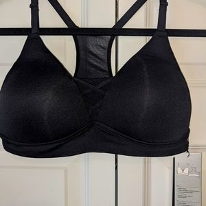 Black sports bra